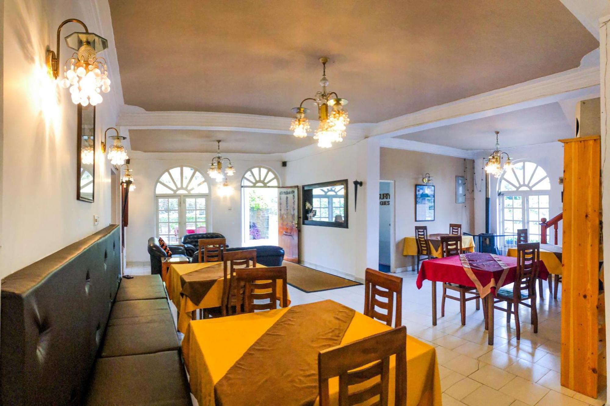 Suriya Guest Hotel Nuwara Eliya Exterior photo