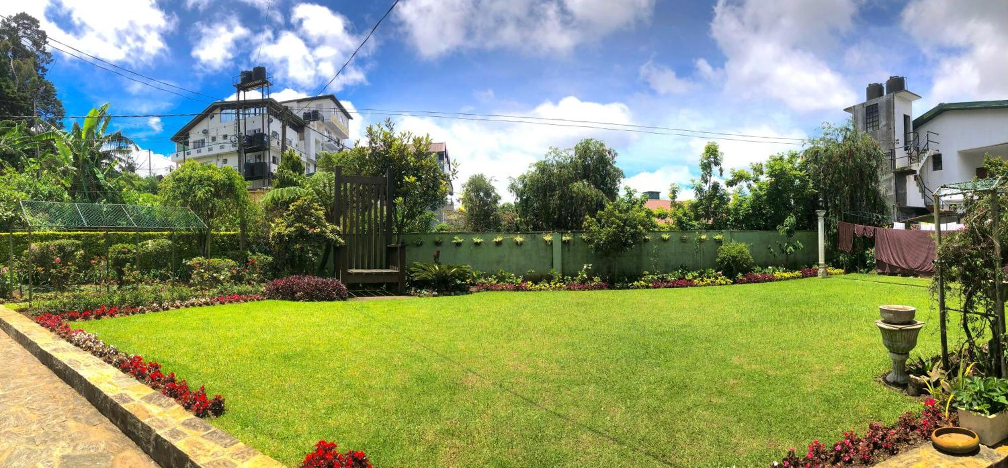 Suriya Guest Hotel Nuwara Eliya Exterior photo