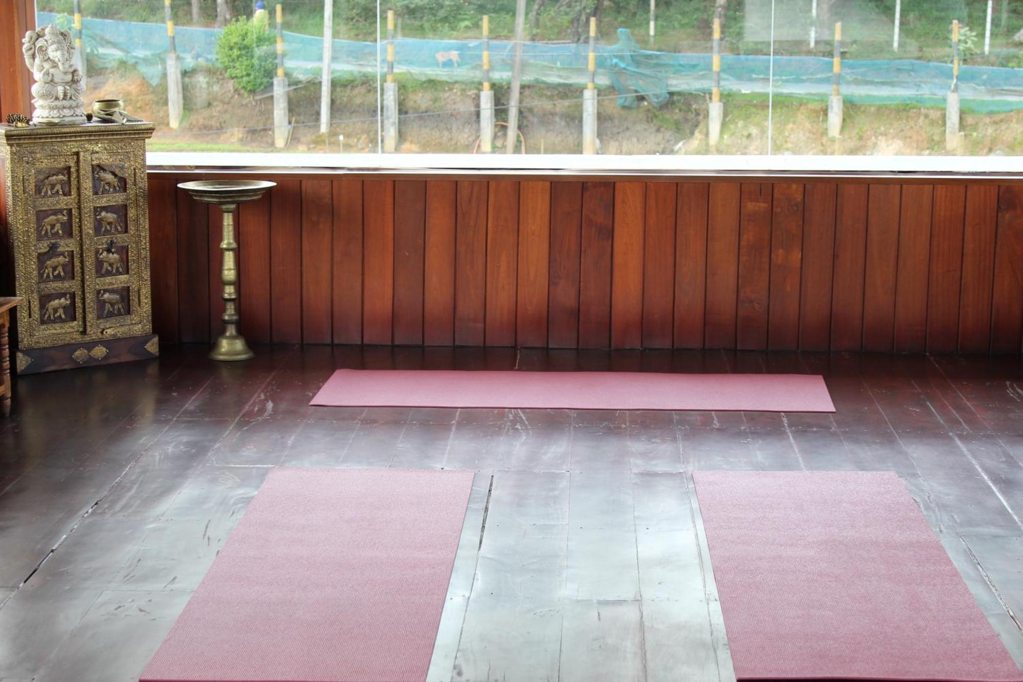 Suriya Guest Hotel Nuwara Eliya Exterior photo